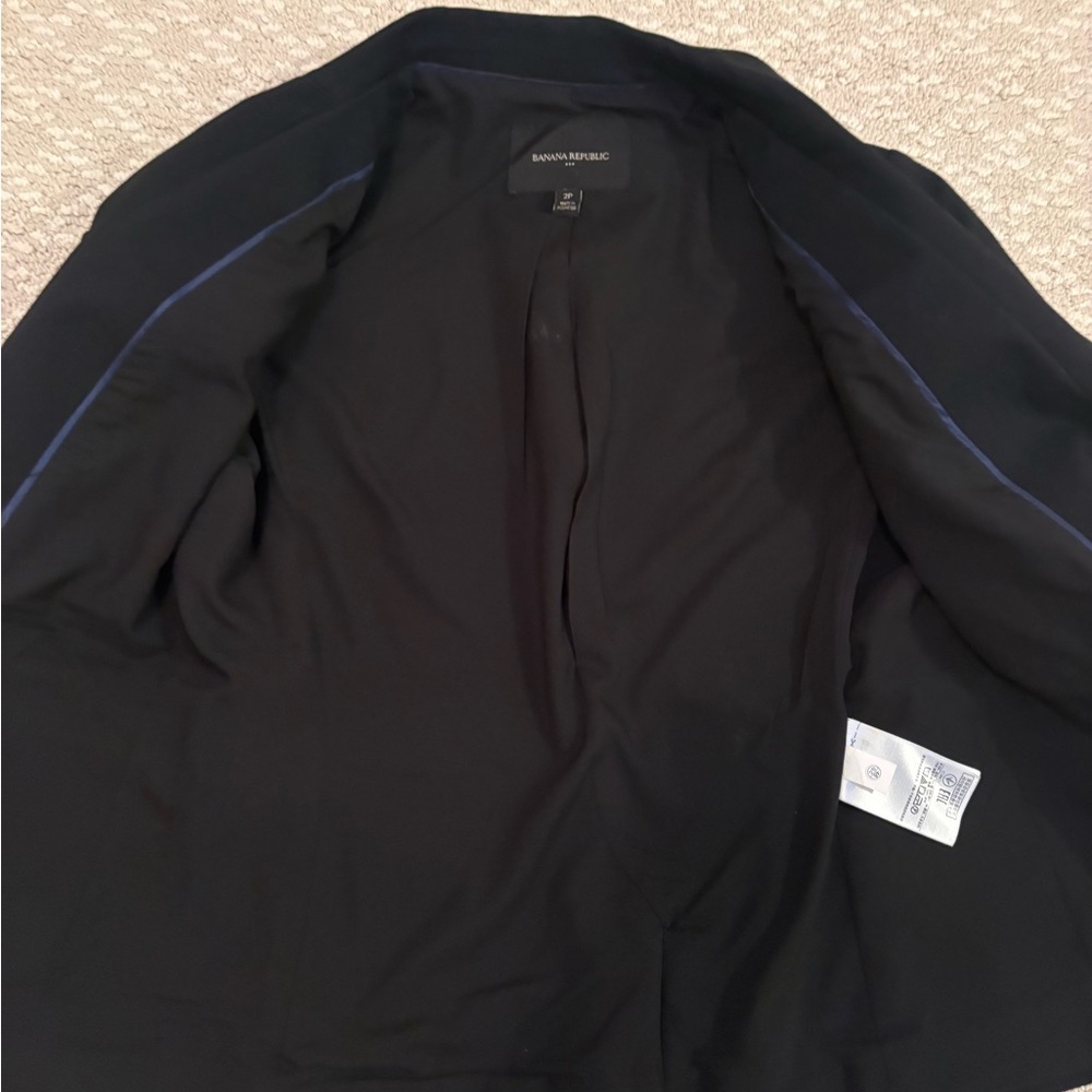 Banana Republic Classic Black Blazer - Picture 8 of 15